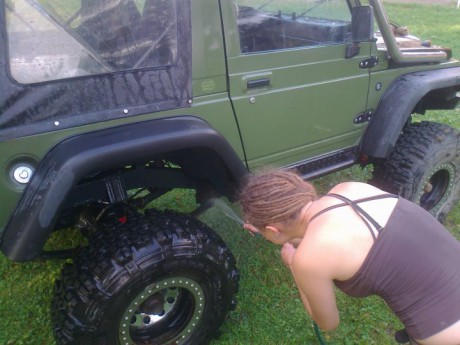 317184_236970699679200_100000988160327_631854_4807029_n